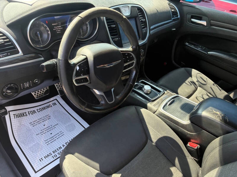 2019 Chrysler 300 Touring