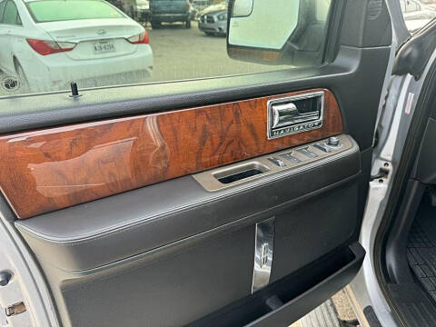 2014 Lincoln Navigator