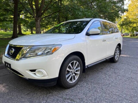 2015 Nissan Pathfinder for sale at NATIONAL AUTO SALES AND SERVICE LLC in Spokane WA