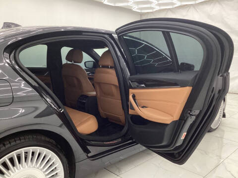 2018 BMW 5 Series 530i