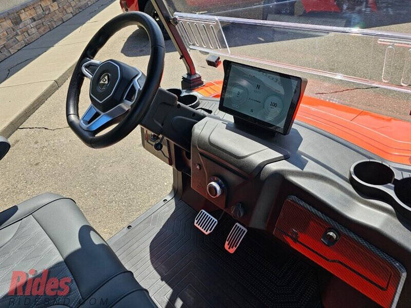 2025 Denago Rover XL