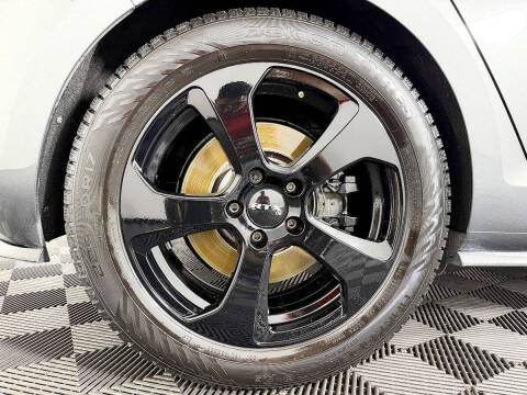 2018 Volkswagen Golf R 4Motion
