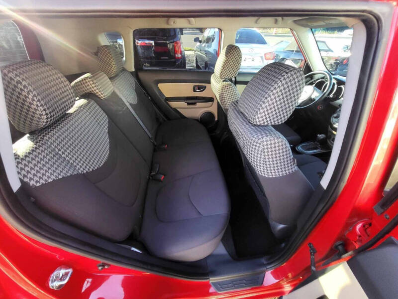 2013 Kia Soul + photo 13