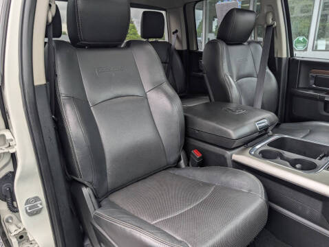 2017 RAM 1500 Laramie