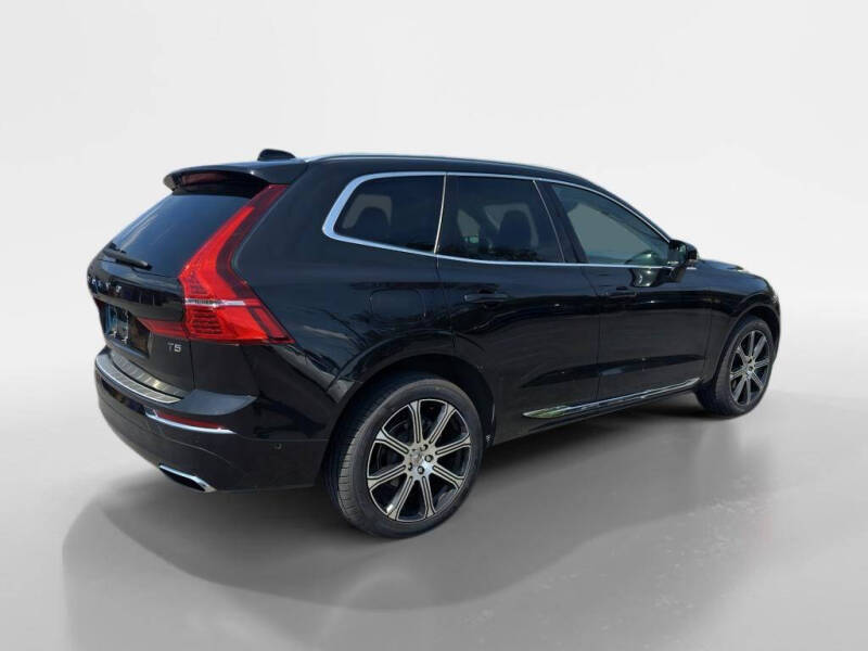 2021 Volvo XC60 T5 Inscription