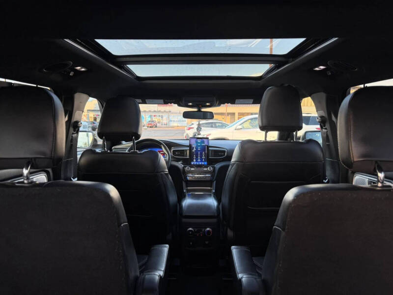 2021 Ford Explorer ST