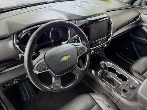 2022 Chevrolet Traverse LT Leather