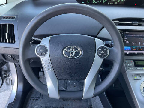 2012 Toyota Prius Two