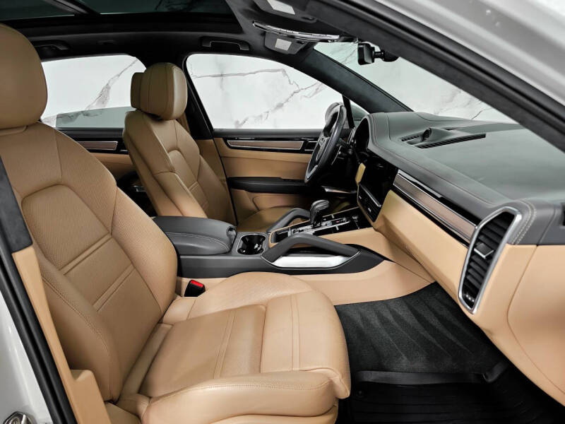 2020 Porsche Cayenne Turbo