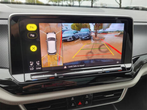 2025 Volkswagen Atlas Cross Sport SEL Premium R-Line 4Motion