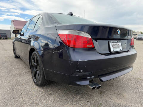 2004 BMW 5 Series 530i