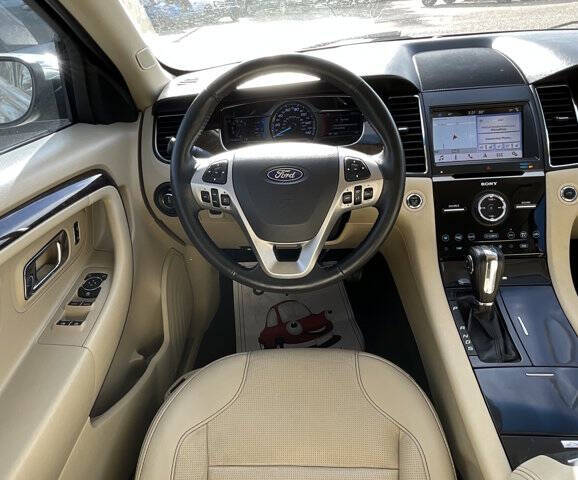 2019 Ford Taurus Limited