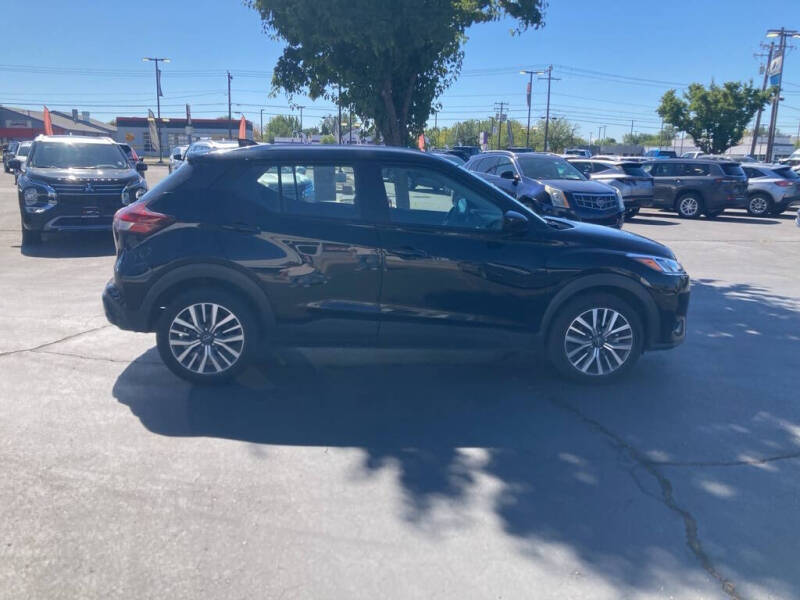 2024 Nissan Kicks SV