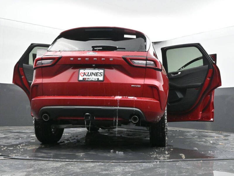 2026 Ford Escape ST-Line Elite