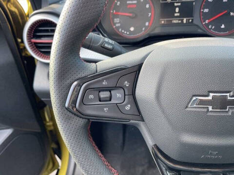 2025 Chevrolet Trax RS