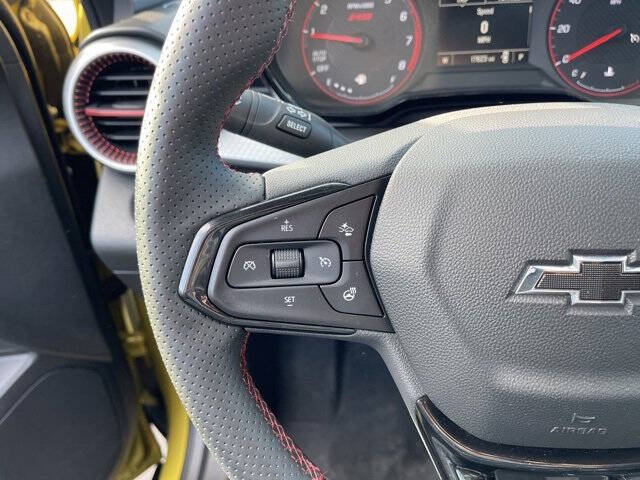 2025 Chevrolet Trax RS