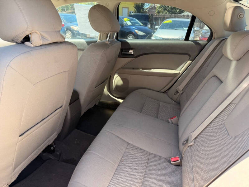 2012 Ford Fusion SE