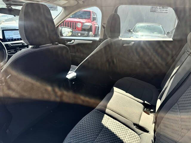 2020 Ford Escape SE