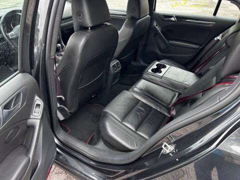 2014 Volkswagen GTI Wolfsburg Edition PZEV