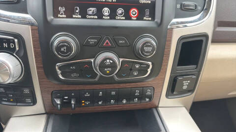 2016 RAM 1500 Laramie