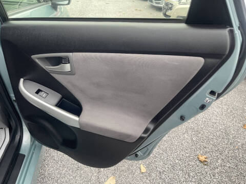 2013 Toyota Prius One