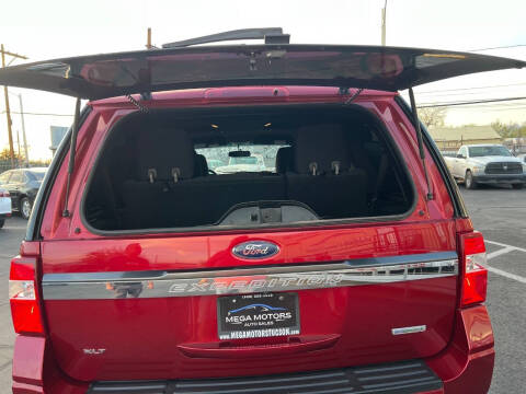 2017 Ford Expedition XLT