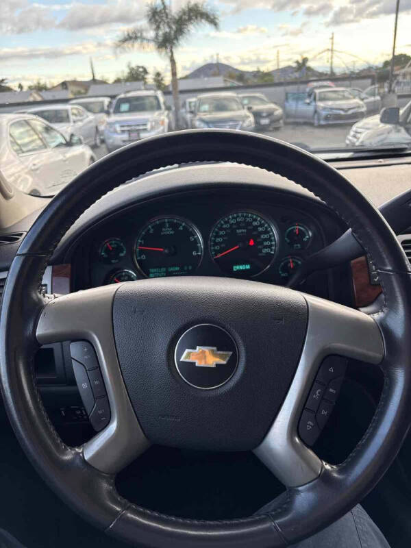 2013 Chevrolet Suburban LS