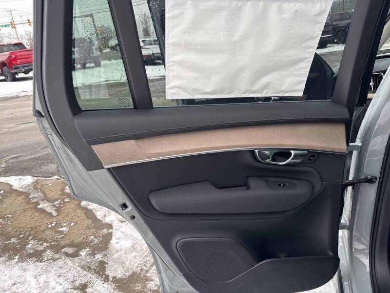 2026 Volvo XC90 B6 Plus 7P