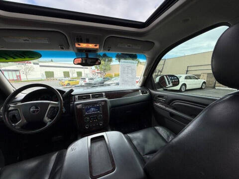 2011 GMC Yukon Denali