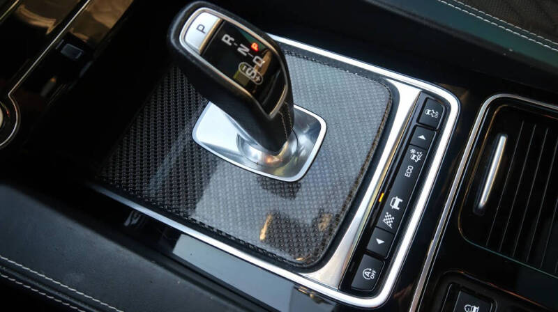 2020 Jaguar F-PACE SVR