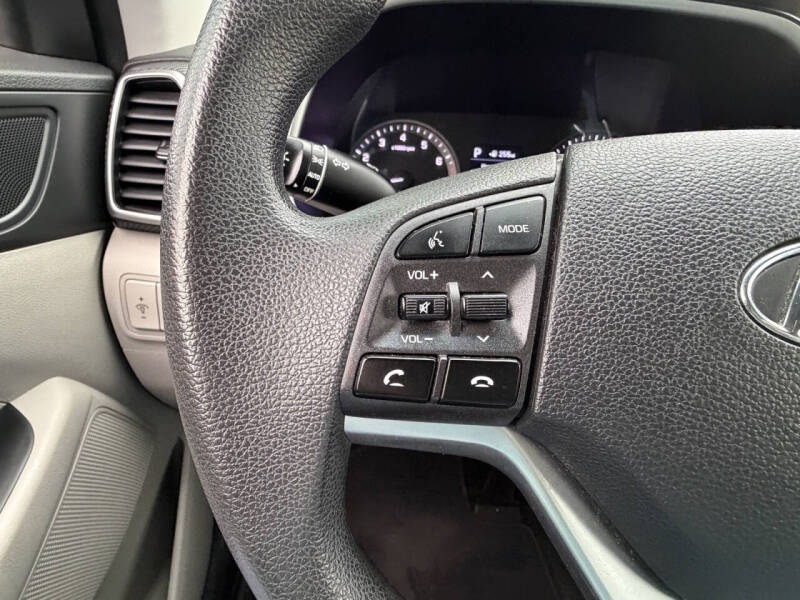 2021 Hyundai Tucson SE