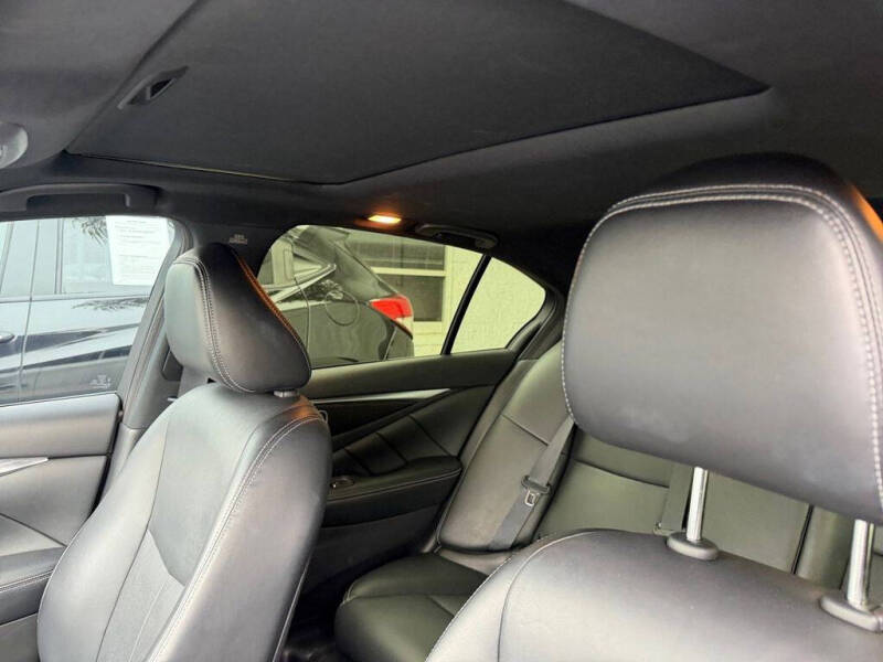 2023 Infiniti Q50 Sensory