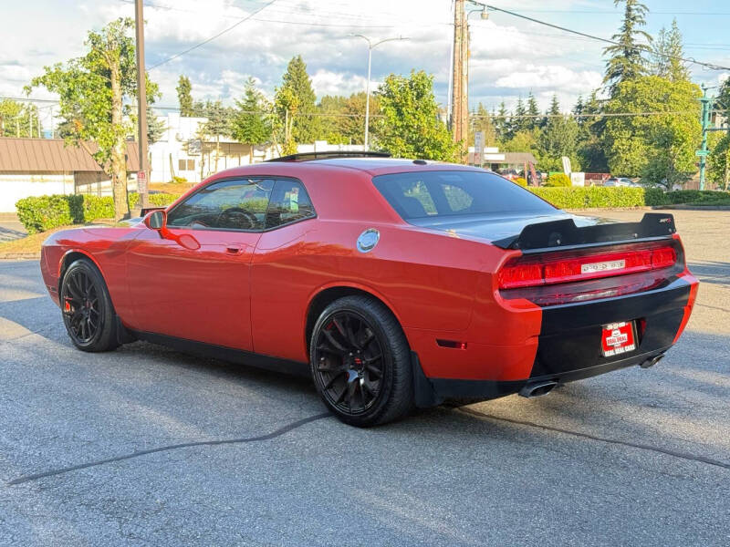 2010 Dodge Challenger SRT8