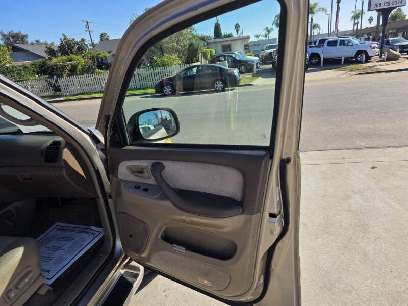 2002 Toyota Sequoia SR5