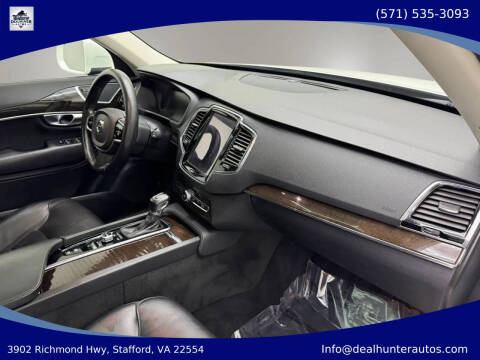 2017 Volvo XC90 T6 Momentum