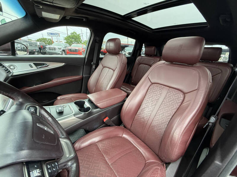 2019 Lincoln Nautilus Black Label