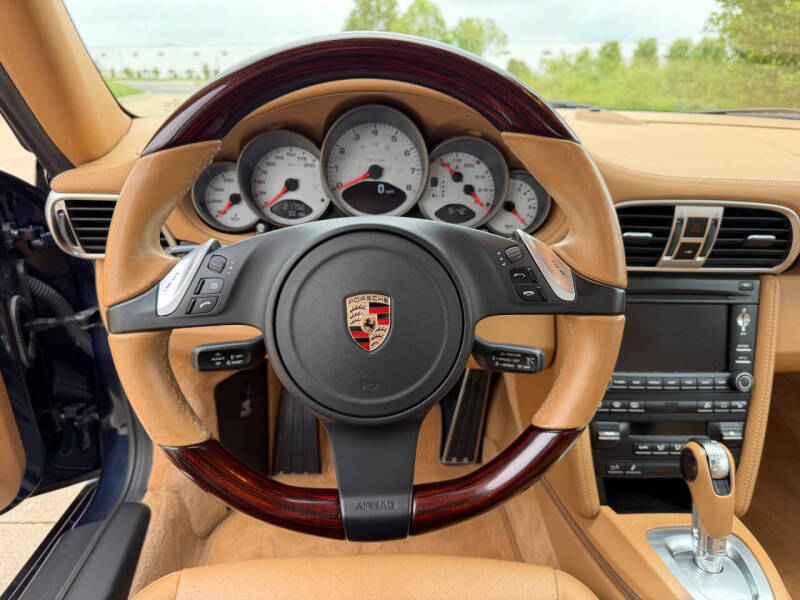 2011 Porsche 911 Carrera 4S