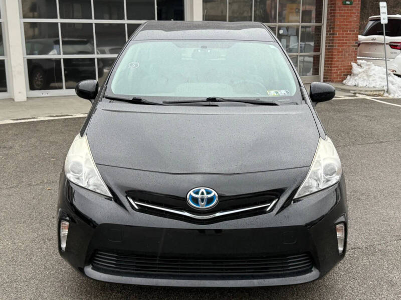 2012 Toyota Prius v