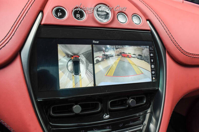 2022 Aston Martin DBX