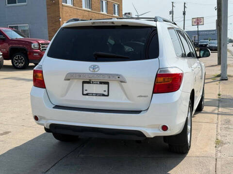 2010 Toyota Highlander SE
