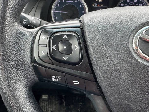 2017 Toyota Camry LE