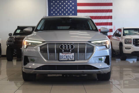 2019 Audi e-tron quattro Prestige