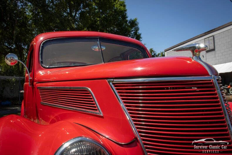 1937 Ford Tudor