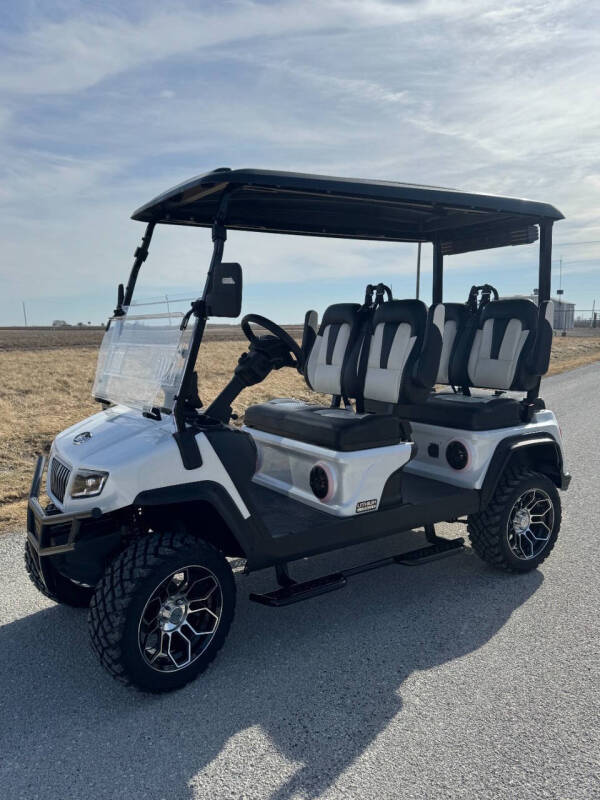 2025 Evolution D5 Maverick 4 Plus