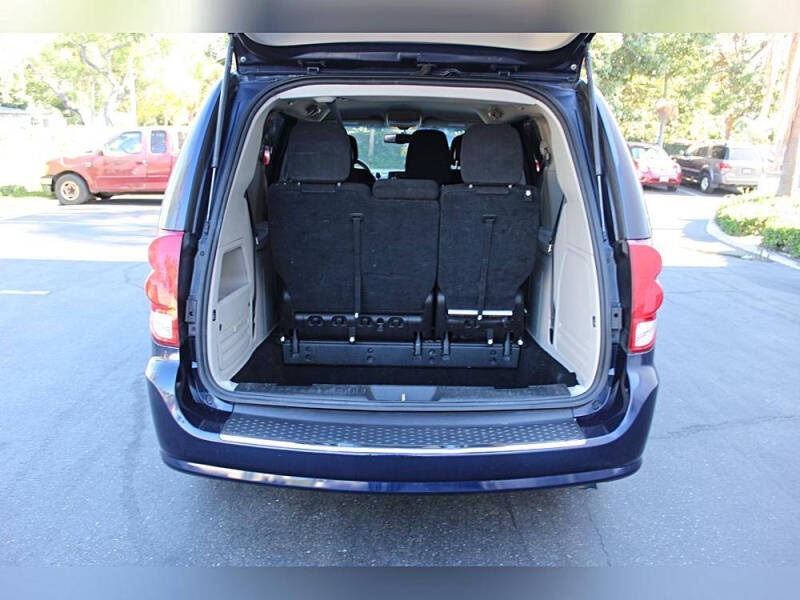 2016 Dodge Grand Caravan American Value Package