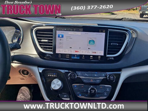 2022 Chrysler Pacifica Touring L