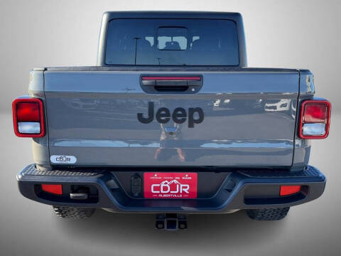 2022 Jeep Gladiator Altitude