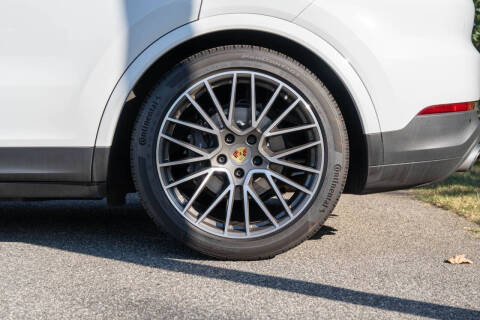 2023 Porsche Cayenne