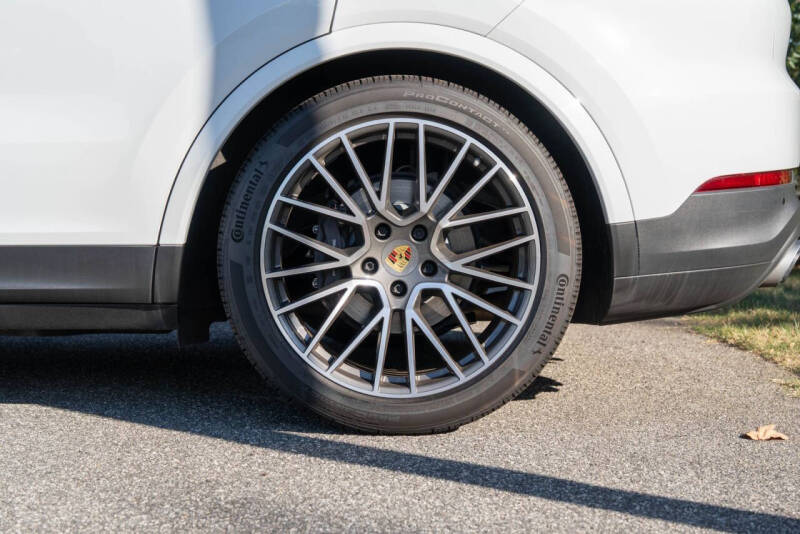 2023 Porsche Cayenne