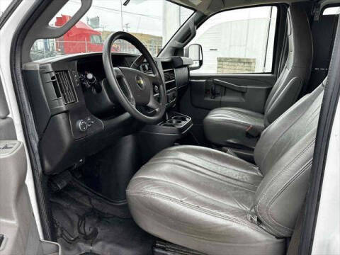 2017 Chevrolet Express 2500